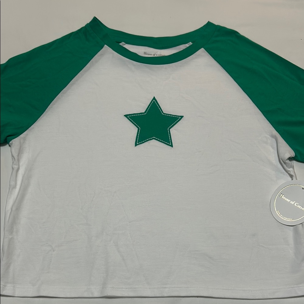 House of Cotton Green and White Star Raglan Shirt S NWT
